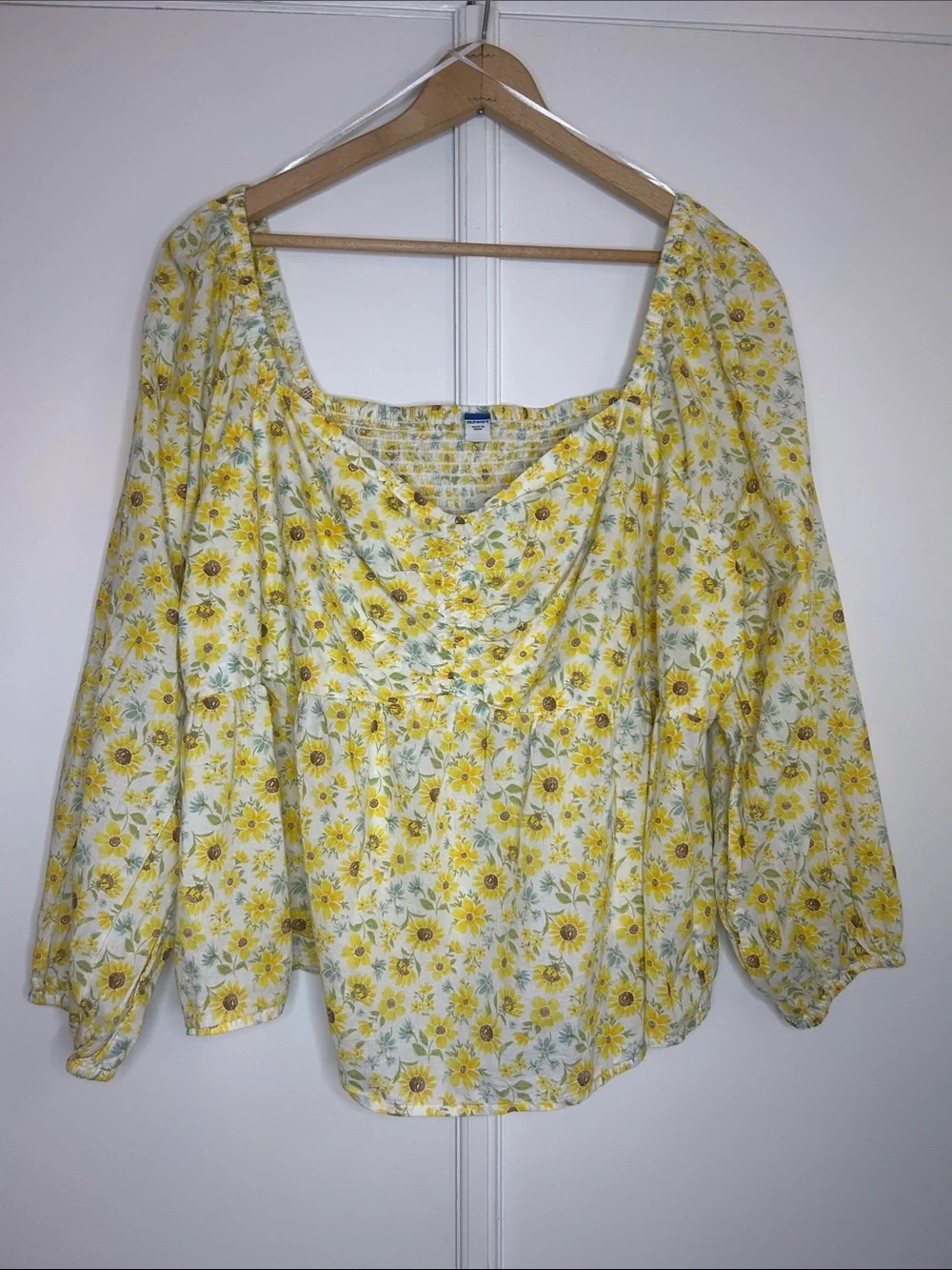 Old Navy Plus Size Sunflower Blouse